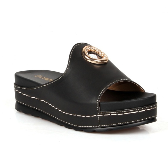 women's comfort sandals